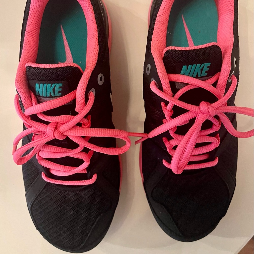 Nike Lunarlon Hot Pink and Black sneakers.